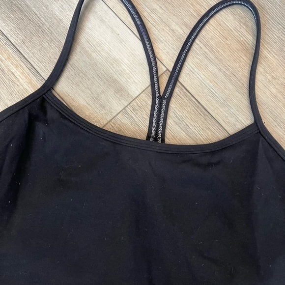 Lululemon Athletica tank - Picture 2 of 6
